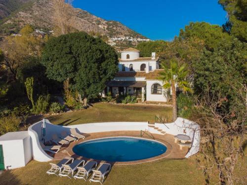 Luxury Villa El Toril - Mijas With Heated Pool & Scenic Views