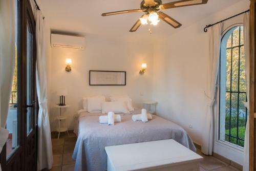 Luxury Villa El Toril - Mijas With Heated Pool & Scenic Views
