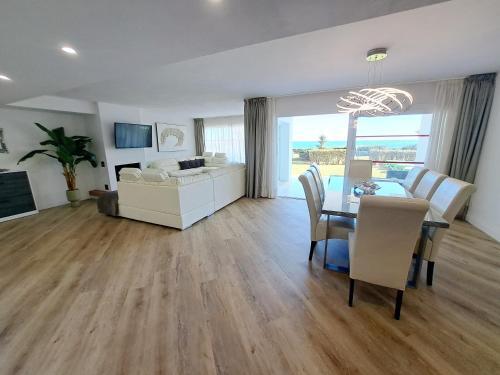 Apartamento Playa Miraflores 1