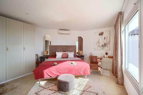 Paradise Villa Near Golf With Sea Views