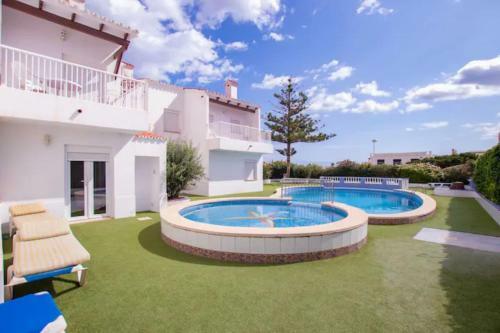Apartamento Arenal D`n Castell 2