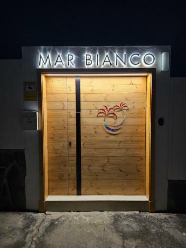 Apartamento Mar Bianco - Gay Men Only