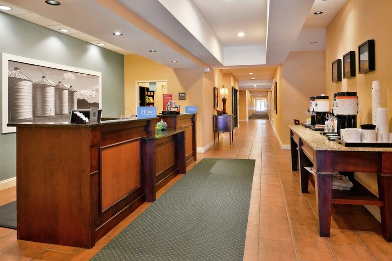 Hotel Hampton Inn Jackson-college Avenue