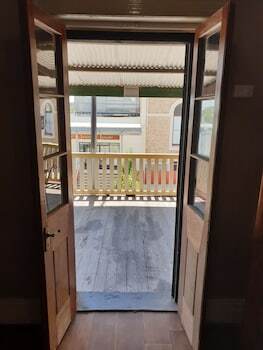 Motel Balcony On Sixth Lodge