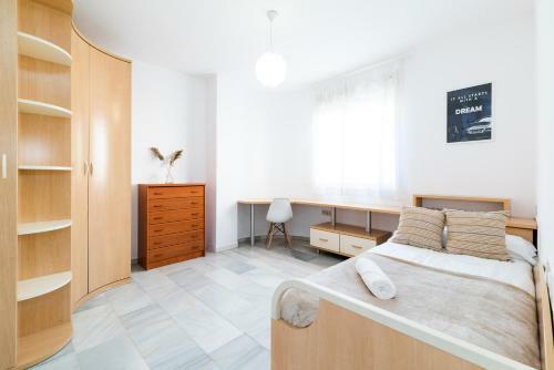 Apartamento Piso Completo Junto A Parada De Metro