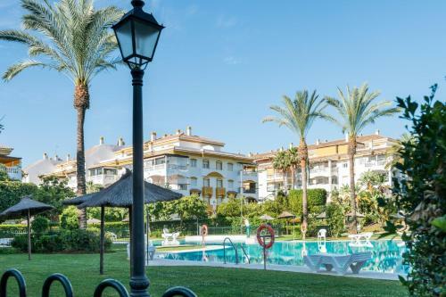 Apartament In Urb Dama De Noche Puerto Banus