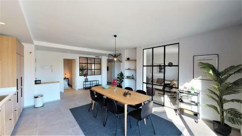 Apartamento Jardines De Andaluc�a - Exquisite Newly Renovated