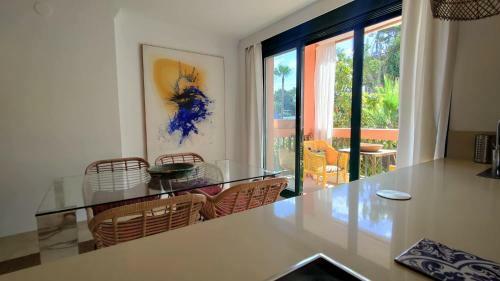 Apartamento Chambao Suite Marbella Cabopino Beach