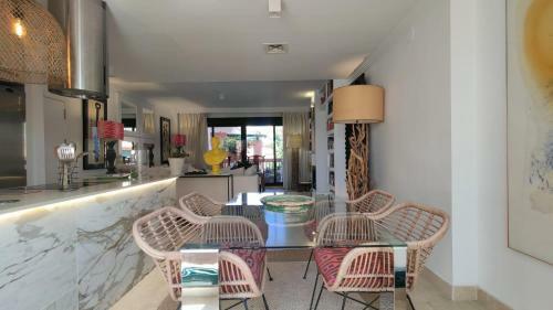Apartamento Chambao Suite Marbella Cabopino Beach