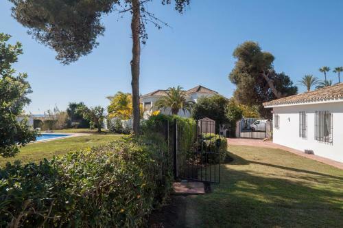 Charming 4bedroom Villa In Los Monteros Beach