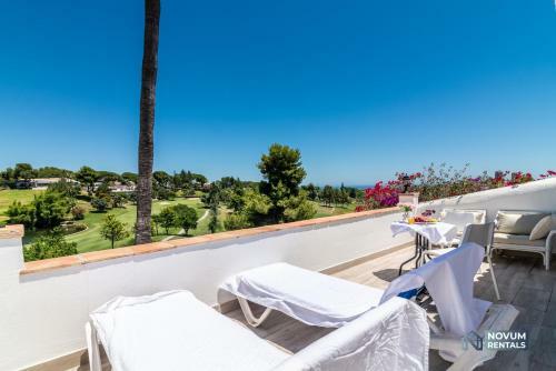 Apartamento Duplex In Nueva Andalucia, Golfers Paradise