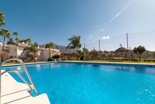 Apartamento Duplex In Nueva Andalucia, Golfers Paradise