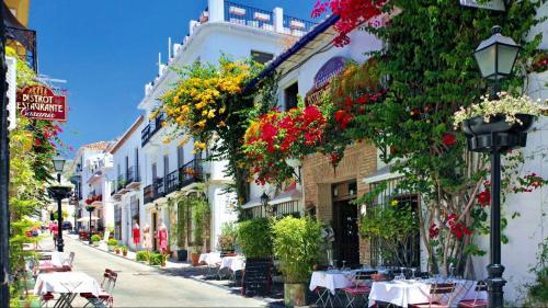 Marbella - Alicate Beachfront Apartment-1