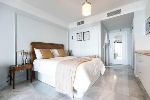Apartamento Central & Renovated Studio With Pool In Puerto Banus