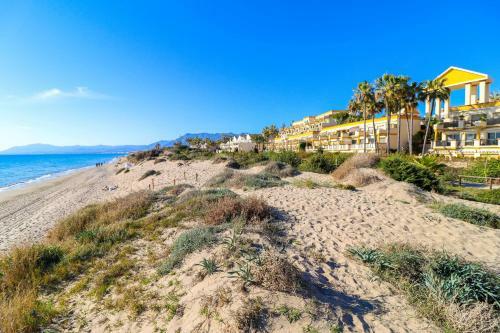 Romana Playa Apartment By The Beach