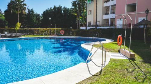 Luxury Golf Apartment - 3min To Puerto Banus
