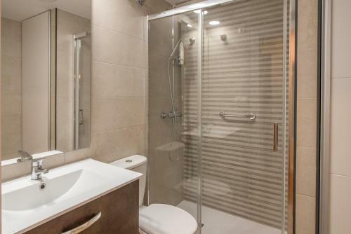 Apartamento Apt. P/4 1 Min From The Beach W/pool In Marbella