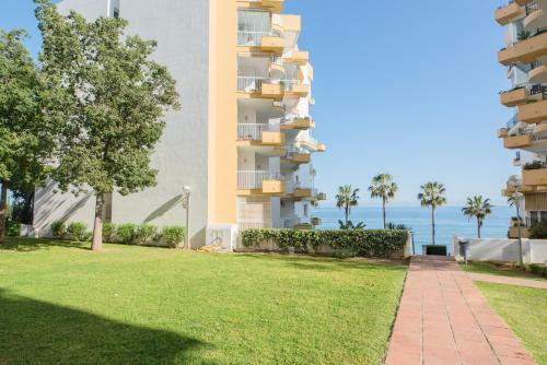 Apartamento Apt. P/4 1 Min From The Beach W/pool In Marbella