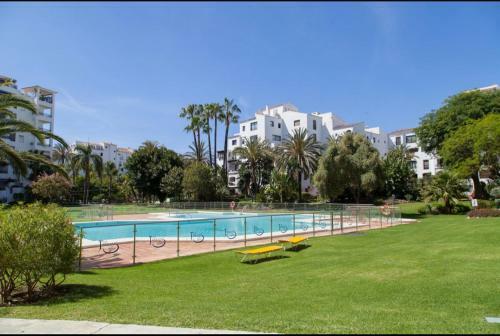 Apartamento Puerto Banus !!! Piscine Et Plage � Proximit�