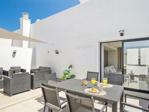Apartamento �tico Con Vistas Al Mar