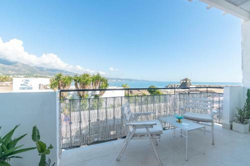 First Line Beach Apartment - Puerto Ban�s