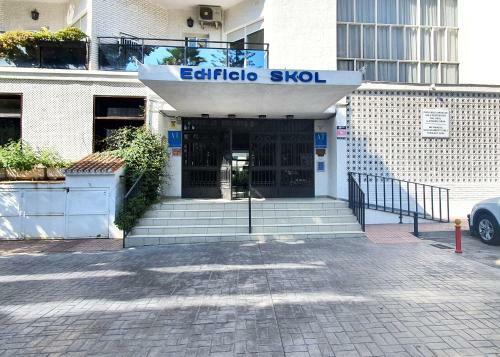 Apartamento Skol 329 ? Spacious Beachfront Studio With Sea Views