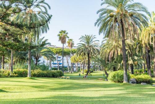 Apartamento Playas Del Duque, Puerto Banus, Golf .playa Y Compras