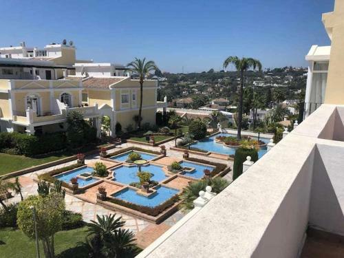 Aloha Apartamento Con Piscinas Y Parking