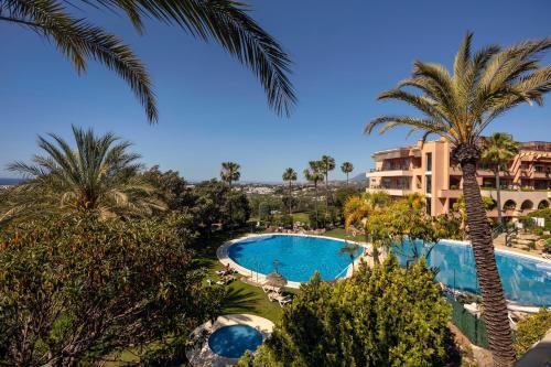 Stunning 2 Bedroom Apartment Magna Marbella Rdr259