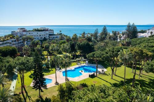 Amplio Apartamento En Playas Del Duque