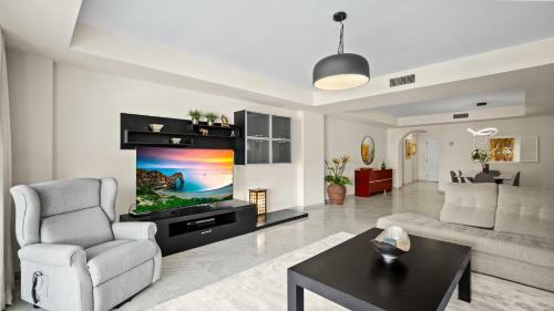 Amplio Apartamento En Playas Del Duque