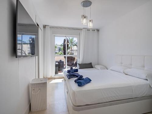Apartment Lorcrimar By Interhome