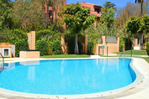 Marbella - Playa Alicate 2br Holiday Apartment