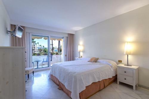Apartamento Los Granados Puerto Banus