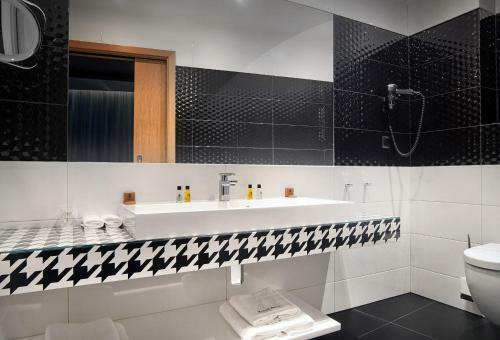 Apartamento Piano Hotel Restaurant & Pub