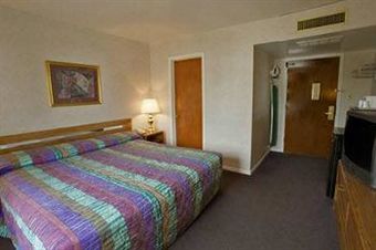 Hotel Budgetel Inn And Suites - Glen Ellyn