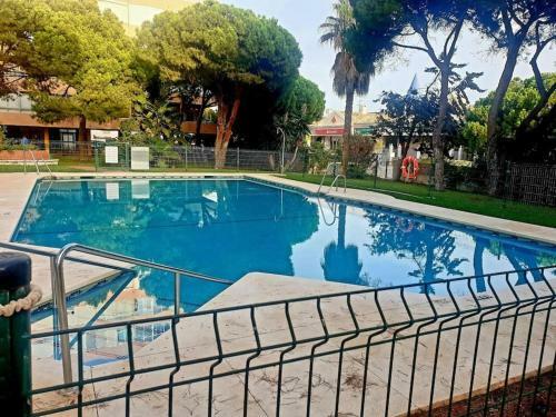 Precioso Estudio Con Piscina A 200m Del Mar