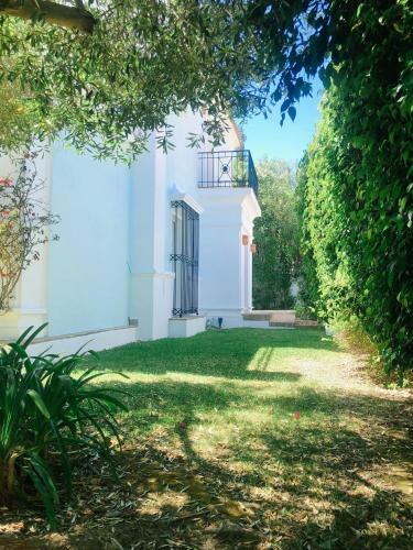 Detached Villa With Private Heated Infinity Pool Close To Port And Beach