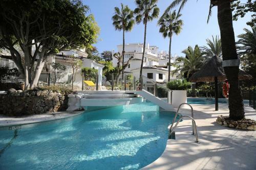 Apartamento Golden Beach Holiday Home With Jacuzzi