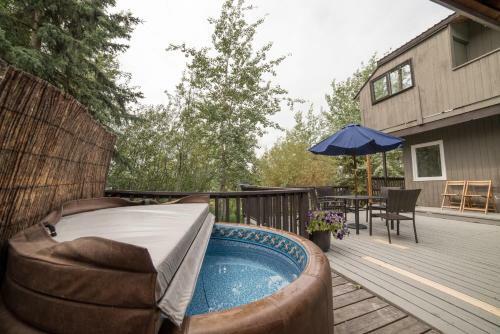 Hotel Inn On The Lake - Whitehorse