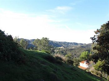 Topanga Canyon Inn Bed And Breakfast