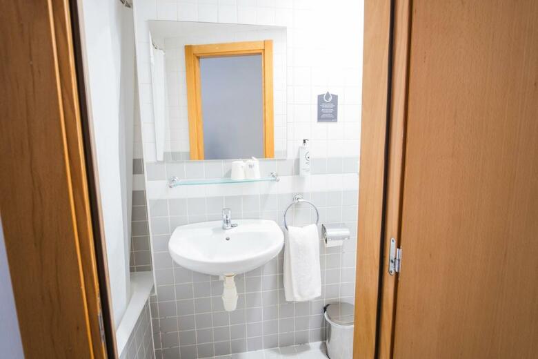 Hostal Alda Egues Rooms