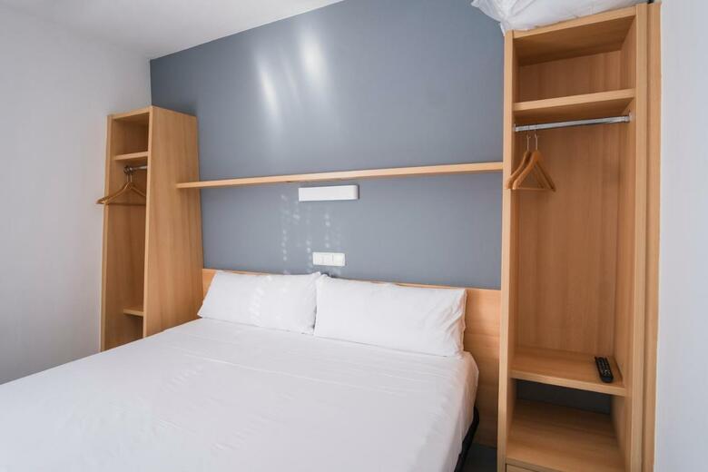 Hostal Alda Egues Rooms