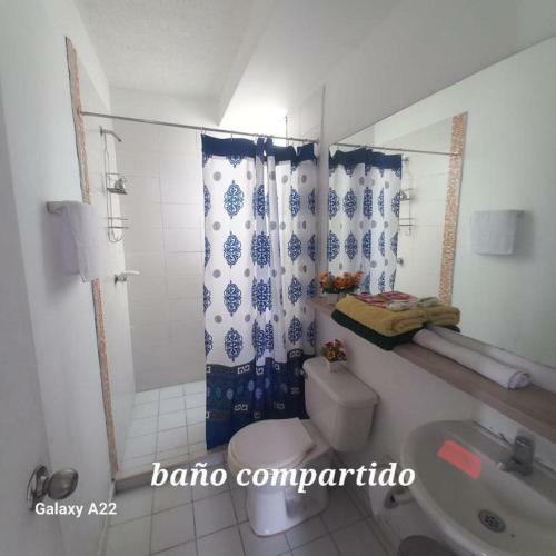 Apartamento Amoblado - Sin Aire Acondicionado