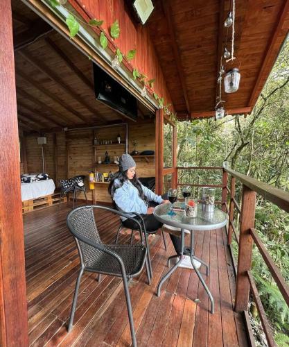 Caba�a En Medio Del Bosque Con Jacuzzi - Santa Elena