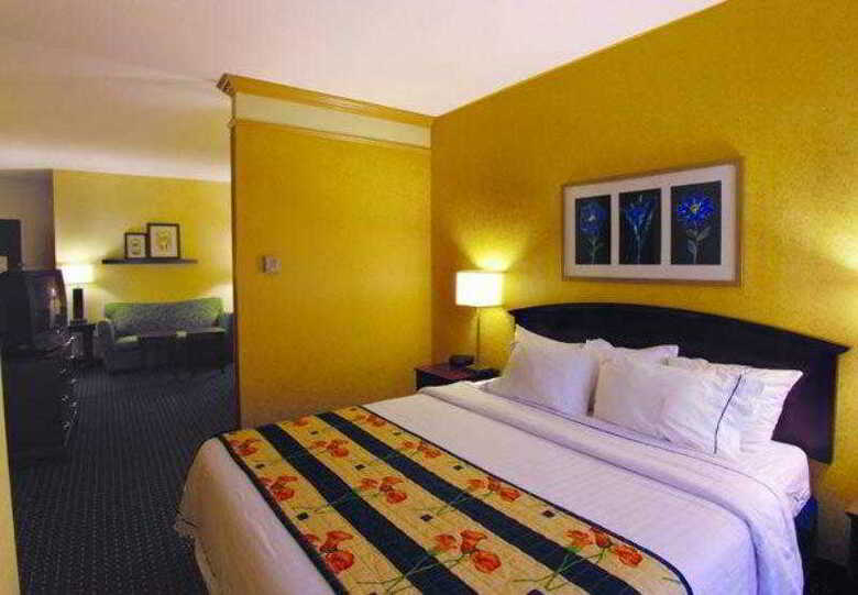 Hotel Springhill Suites Norfolk Virginia Beach