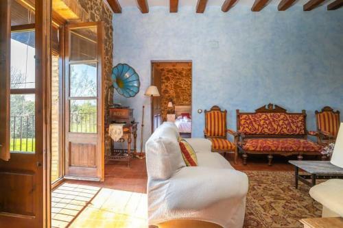 Mas�a Con Piscina En Costa Brava