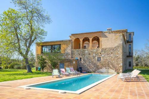 Mas�a Con Piscina En Costa Brava