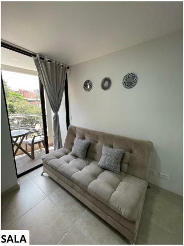 402 Apartamento En Medell�n Cerca A La 70 Amoblado