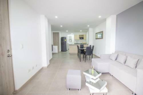 Apartamento Laureles �xito 2 Alcobas Piso 2 Balc�n